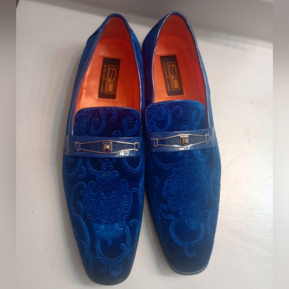 Blue Embossed Velvet Men's Slip-On Loafers - Picture 6 of 9